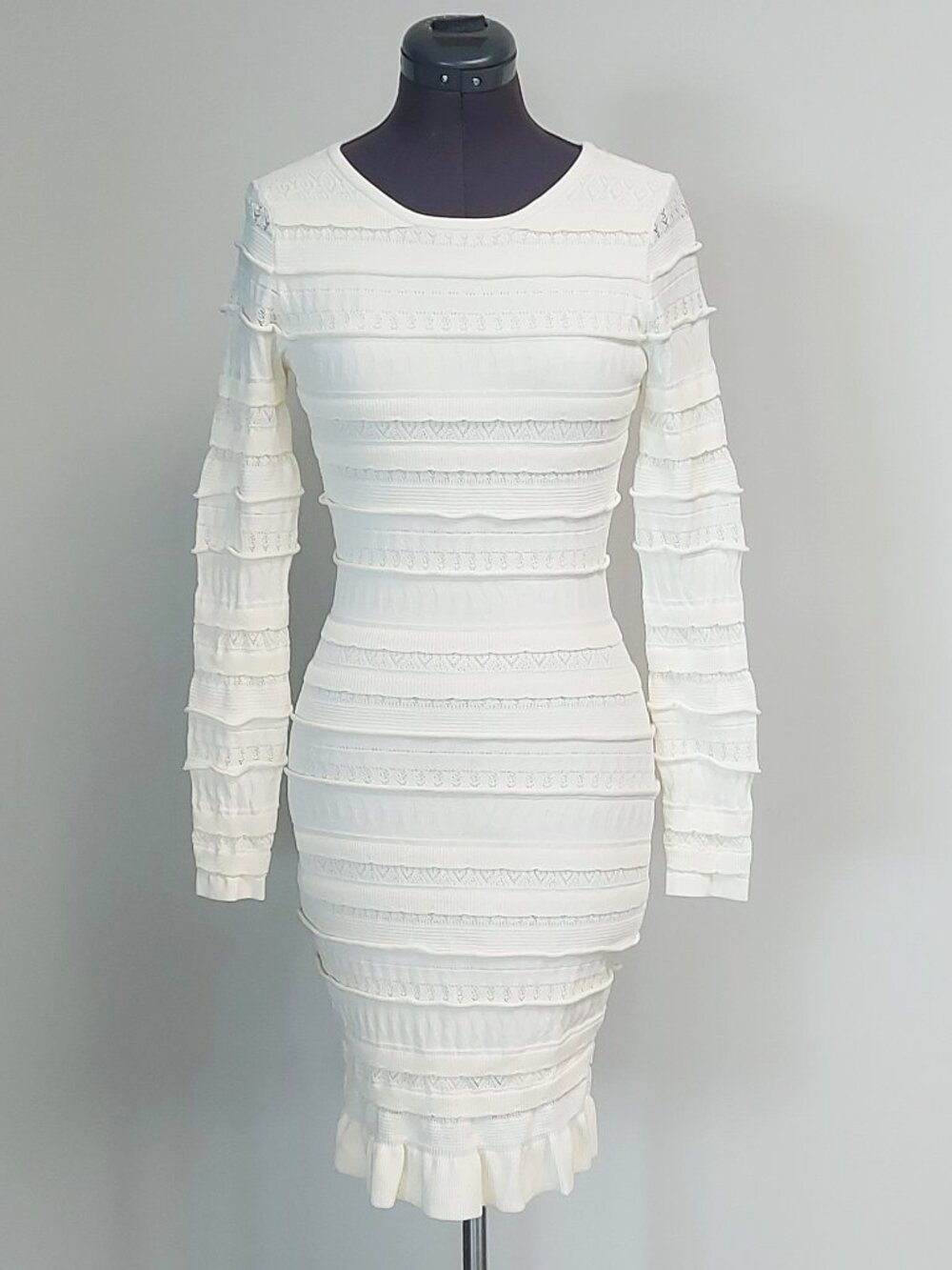 Marciano By Guess Body Con Dress in Off-White Knee Length - Size 4